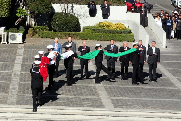 Ceremonia Cívica de Izamiento de la Bandera Nacional