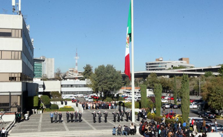 Ceremonia Cívica de Izamiento de la Bandera Nacional