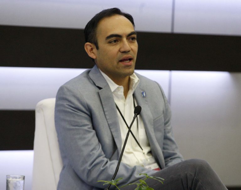 Diego Bassante, Facebook.