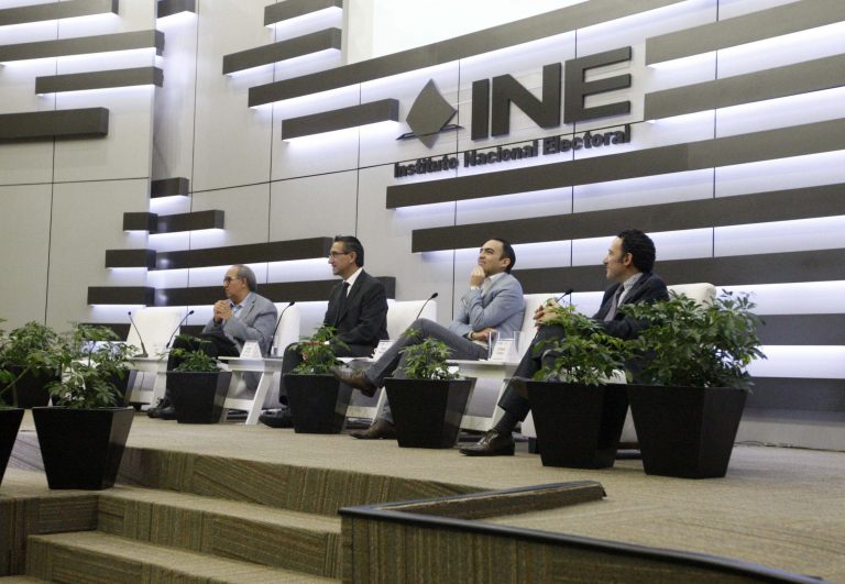 Panel "Política, participación ciudadana y redes des sociales".