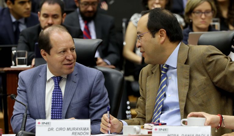 Consejeros Electorales Marco Antonio Baños Martínez y Ciro Murayama Rendón.