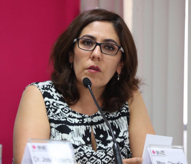Beatriz Claudia Zavala Pérez Consejera Electoral.