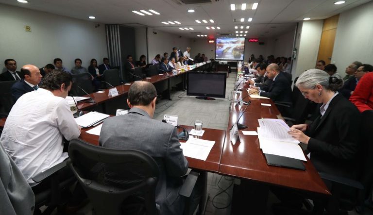 Sesión del Comité de Radio y Televisión.