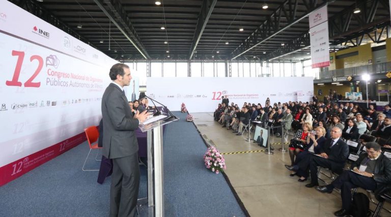 Lorenzo Córdova Vianello Consejero Presidente del INE, durante el 12° Congreso Nacional de Organismos Públicos Autónomos de México.
