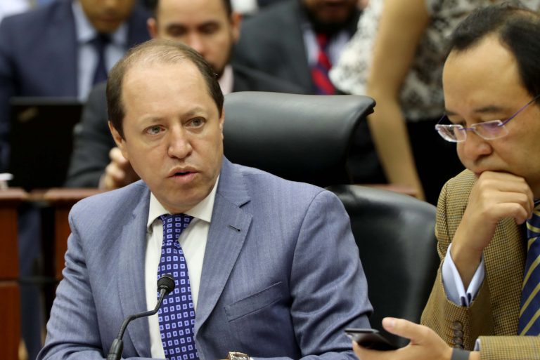 Consejeros  Electorales Marco Antonio Baños Martínez y Ciro Murayama Rendón.