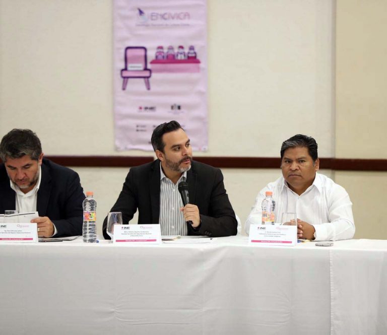 René Miranda Jaimes Director Ejecutivo del Registro Federal de Electores, Roberto Heycher Cardiel Soto Director Ejecutivo de Capacitación Electoral y Educación Cívica y Nicolás Gómez Cruz de la Defensoría Electoral para los Pueblos y Comunidades Indígenas del TEPJF.