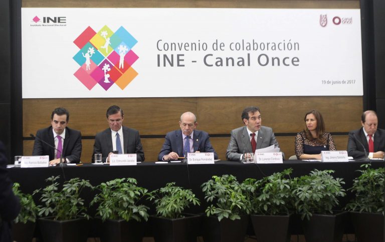 Firma de Convenio de Colaboración INE-Canal Once.