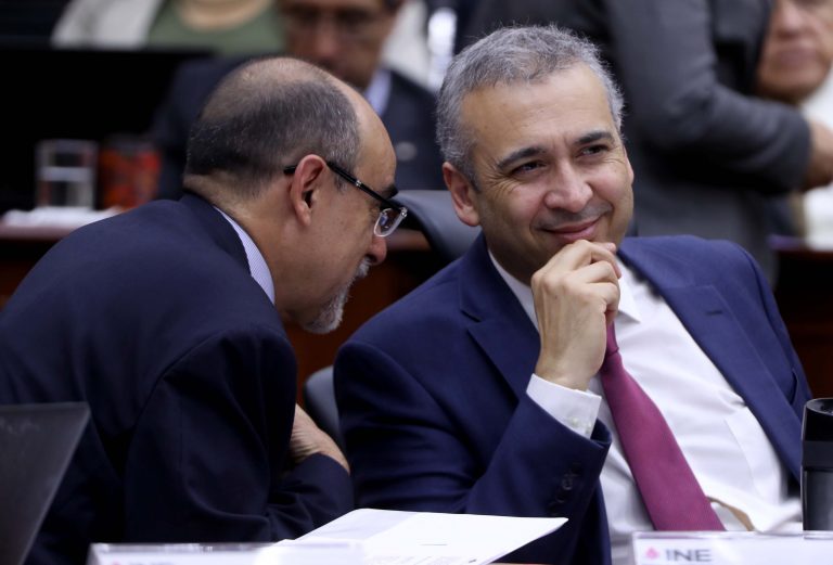 Jaime Rivera  Velázquez y Benito Nacif Hernández Consejeros Electorales.