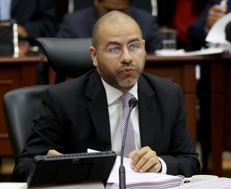 Roberto Ruíz Saldaña Consejero Electoral.