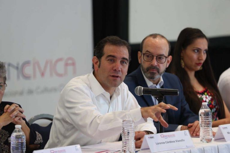 Lorenzo Córdova Vianello, Consejero Presidente del INE en el Foro  Diálogos sobre representación y participación política de los pueblos y comunidades indígenas.
