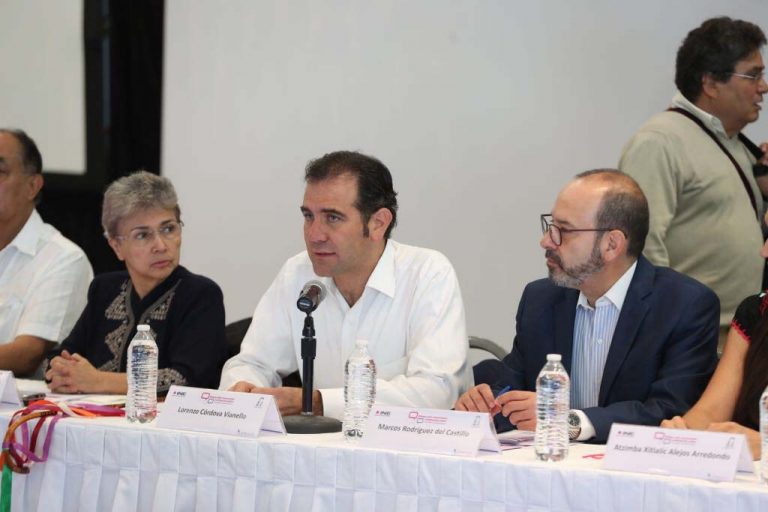 Lorenzo Córdova Vianello, Consejero Presidente del INE en el Foro  Diálogos sobre representación y participación política de los pueblos y comunidades indígenas.