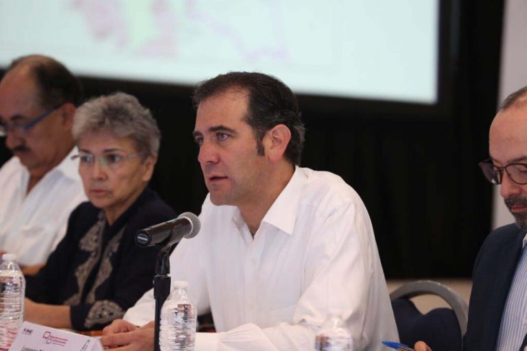 Lorenzo Córdova Vianello, Consejero Presidente del INE en el Foro  Diálogos sobre representación y participación política de los pueblos y comunidades indígenas.