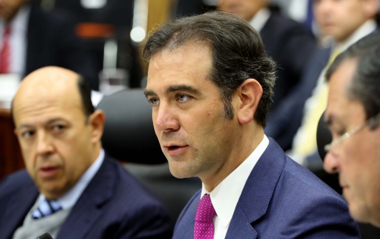 Enrique Andrade González Consejero Electoral, Lorenzo Córdova Vianello Consejero Presidente y Edmundo Jacobo Molina Secretario Ejecutivo.