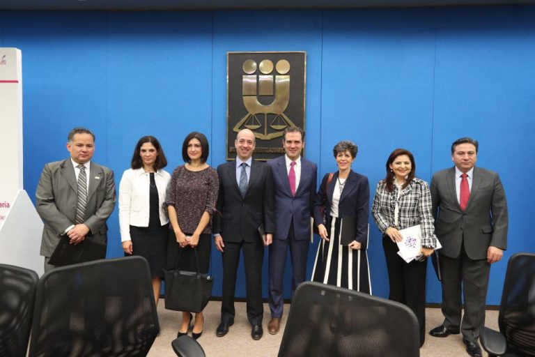 Evento Titulado "Generación de conocimiento para la construcción de una democracia paritaria".