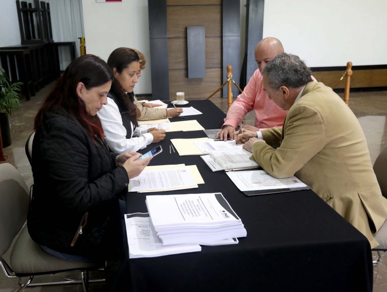 Entrega de Constancia a Candidatos Independientes