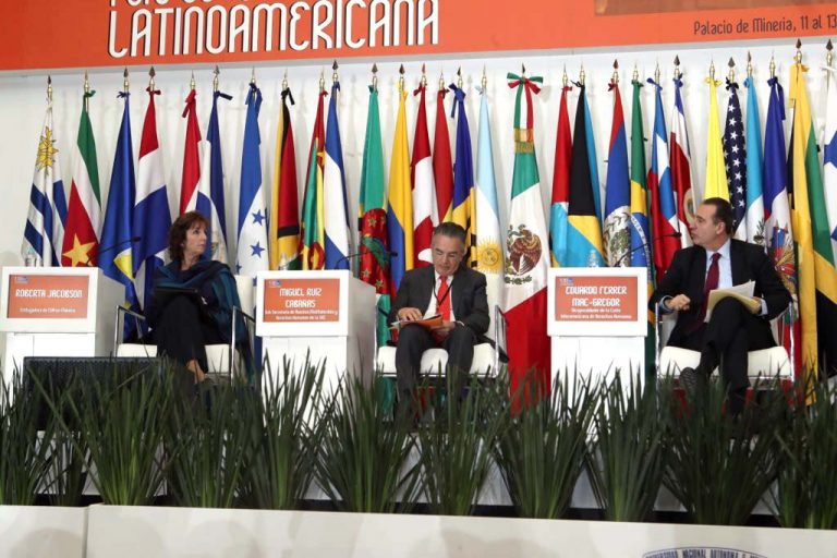 Conversatorio III A 15 años de la aprobación de la Carta Democrática Interamericana.