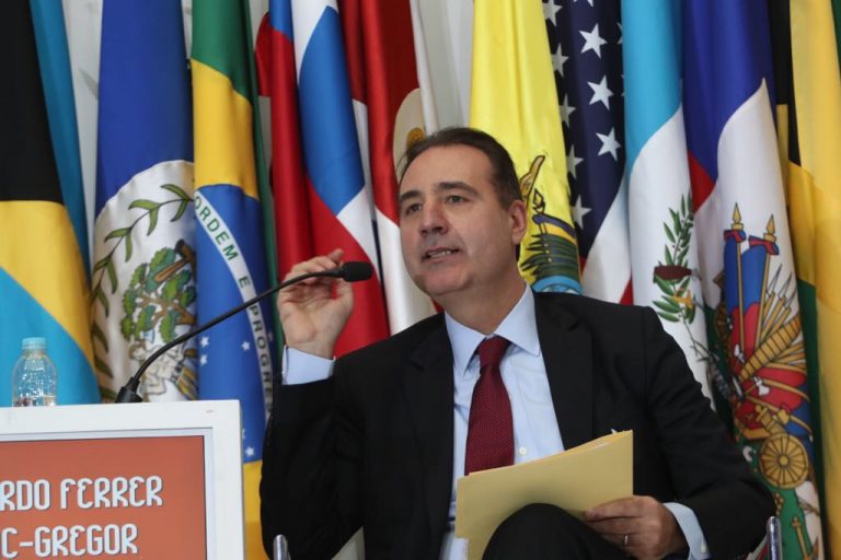 Eduardo Ferrer Vicepresidente de la Corte Interamericana de Derechos Humanos, México.