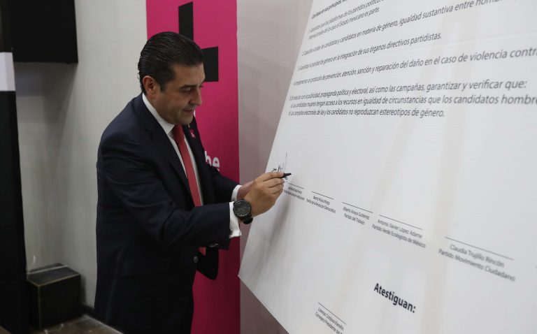 José María Tápia, Partido Revolucionario Institucional (PRI).