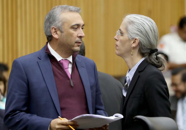 Benito Nacif Hernández y Pamela San Martín Ríos y Valles Consejera y Consejero Electorales.
