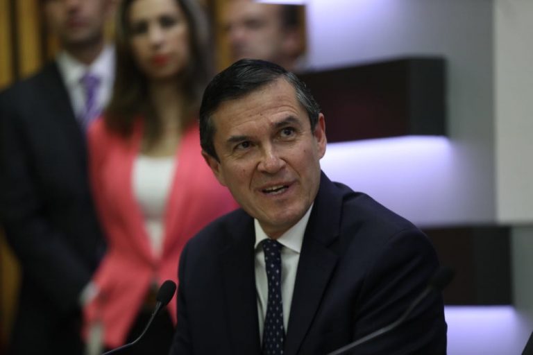 Secretario Ejecutivo Edmundo Jacobo Molina