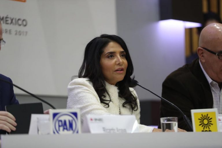 Alejandra Barrales Presidenta del PRD