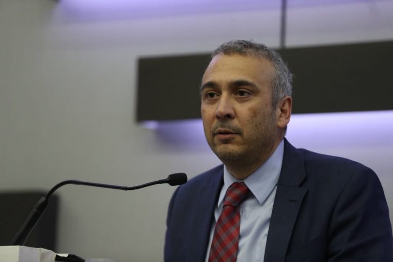 Benito Nacif Hernández Consejero Electoral del INE, en la Conferencia magistral.