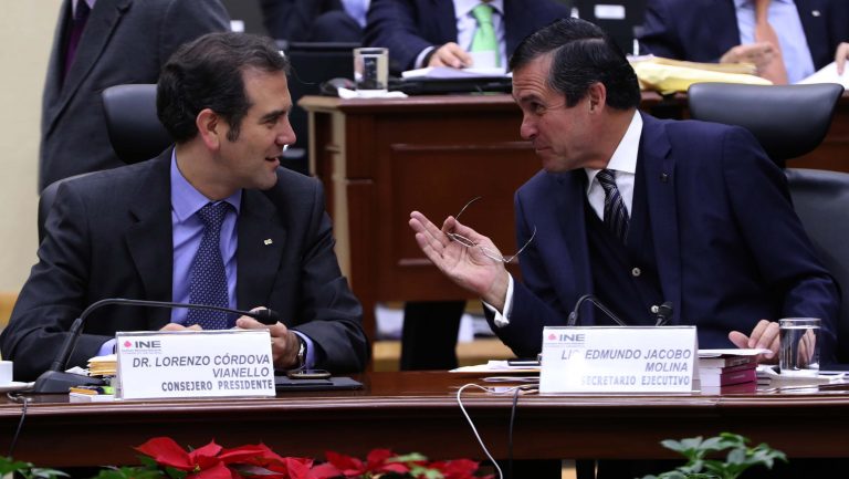 Lorenzo Córdova Vianello, Consejero Presidente del INE y Edmundo Jacobo Molina, Secretario Ejecutivo.