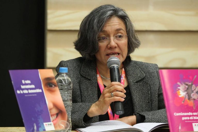 María Eugenia Luna. Autora