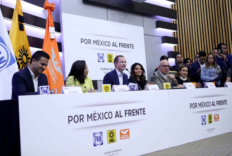 Dirigentes de los Partidos PAN, PRD y MC.