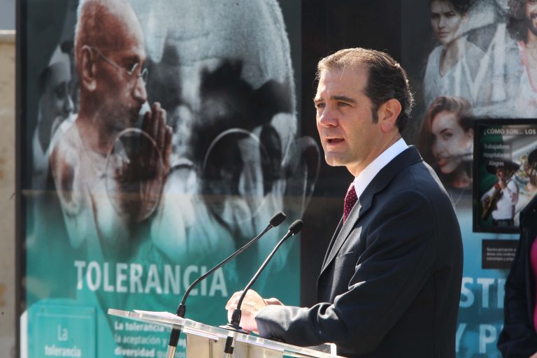 Lorenzo Córdova Vianello, Consejero Presidente del INE en la  Inauguración de la Exposición del Túnel "Memoria y Tolerancia".