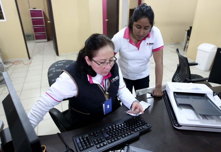 Módulo de atención ciudadana, credencial para votar.