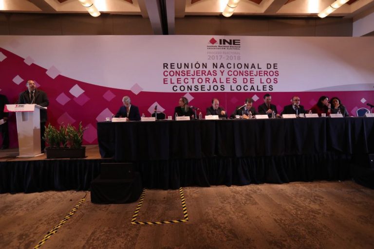 Roberto Ruíz Saldaña, Consejero Electoral en la Reunión Nacional de Consejeras y Consejeros Electorales de los Consejos Locales.