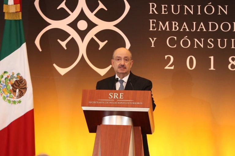 Carlos de Icaza Subsecretario de Relaciones Exteriores.