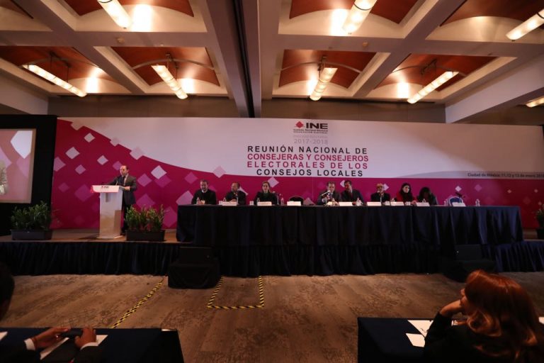 Marco Antonio Baños Martínez Consejero Electoral en la Reunión Nacional de Consejeras y Consejeros Electorales de los Consejos Locales.