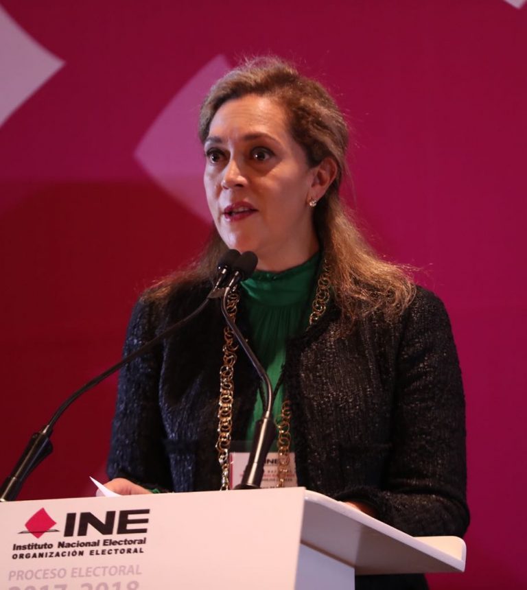 Adriana Favela Herrera Consejera Electoral en la Reunión Nacional de Consejeras y Consejeros Electorales de los Consejos Locales.