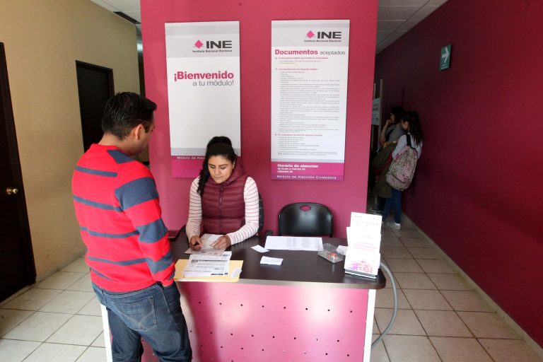 Módulo de atención ciudadana, credencial para votar.