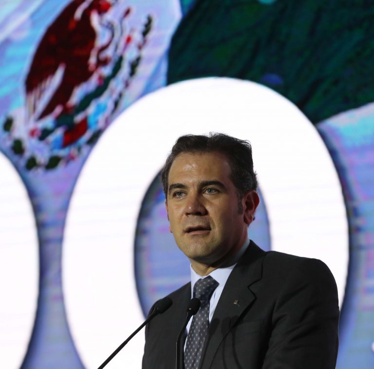 Lorenzo Córdova Vianello, Consejero Presidente del INE en la  XII Cumbre Mundial de Comunicación Política.