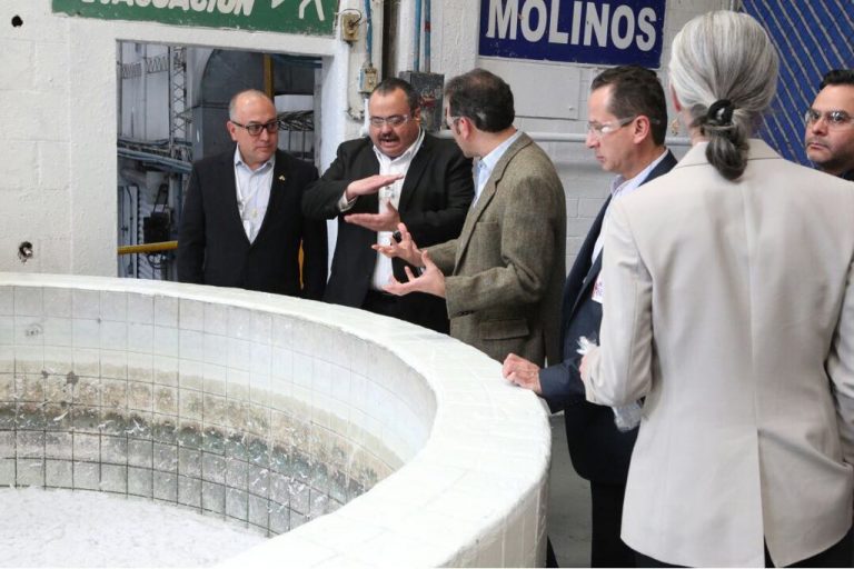 Visita a las instalaciones de la papelera de Chihuahua, S.A. de C.V.