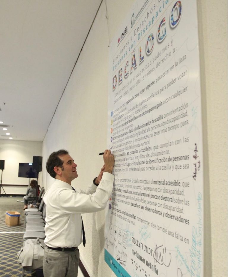 Lorenzo Córdova Vianello, Consejero Presidente del INE.