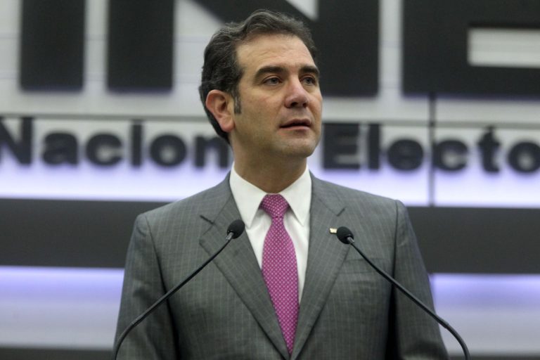 Lorenzo Córdova Vianello, Consejero Presidente del INE en la Entrega de solicitud de Registro del Candidato a la Presidencia de la República de la Coalición " Todos por México"