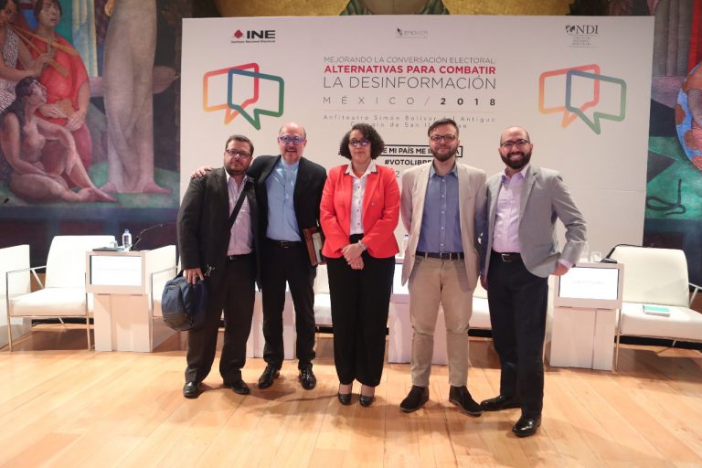 Mesa 2: "Contrarrestando tácticas de desinformación en las elecciones de México"