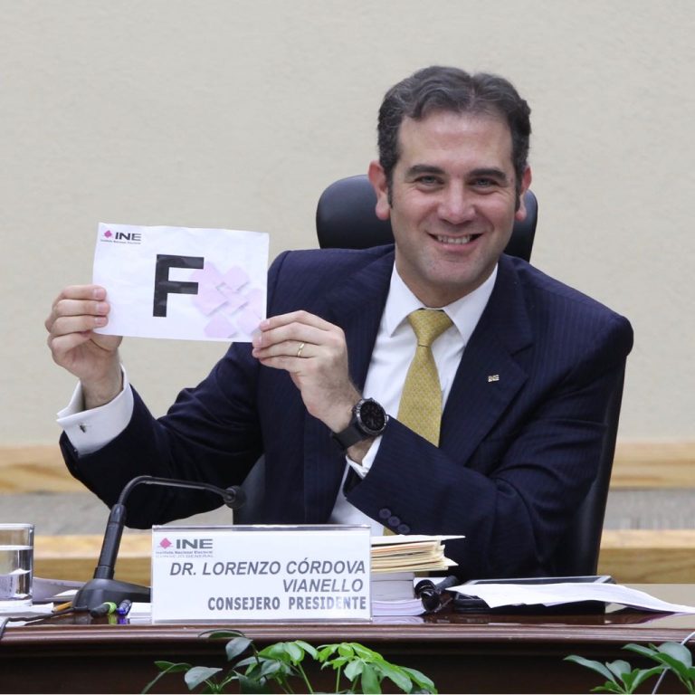 Lorenzo Córdova Vianello, Consejero Presidente del INE con la letra sorteada para seleccionar a los funcionarios de casilla en el Proceso Electoral 2017-2018.