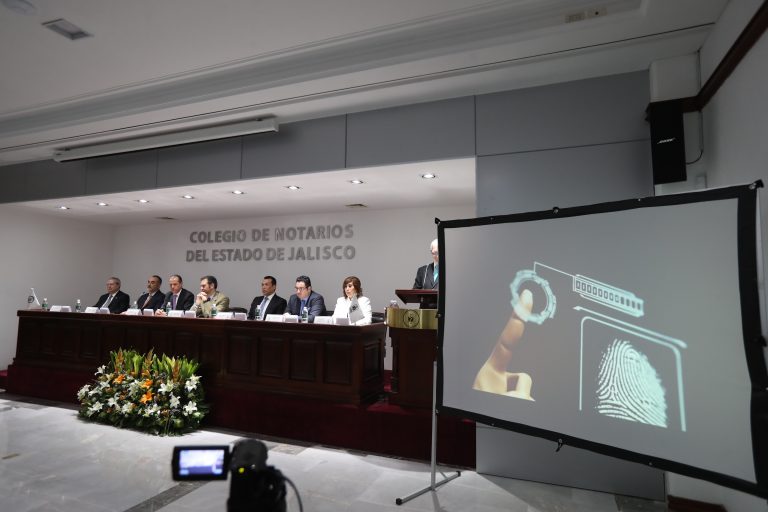 Reunión con el Colegio de notarios del Estado de Jalisco.