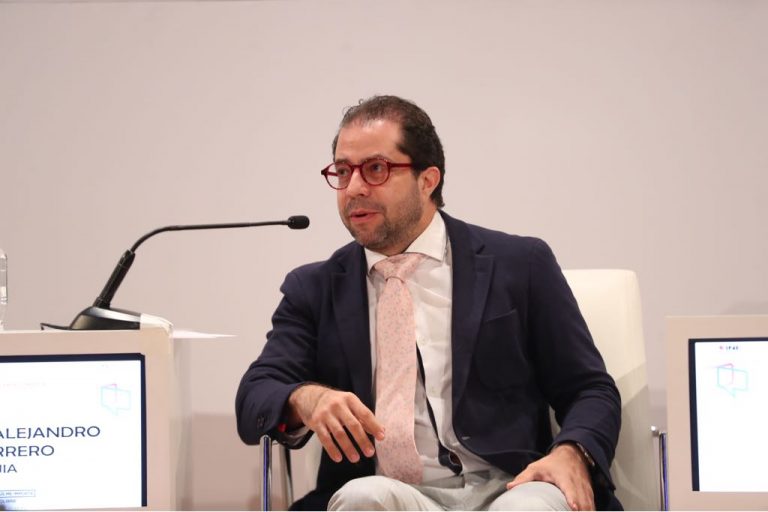 Manuel Alejandro Guerrero, UIA