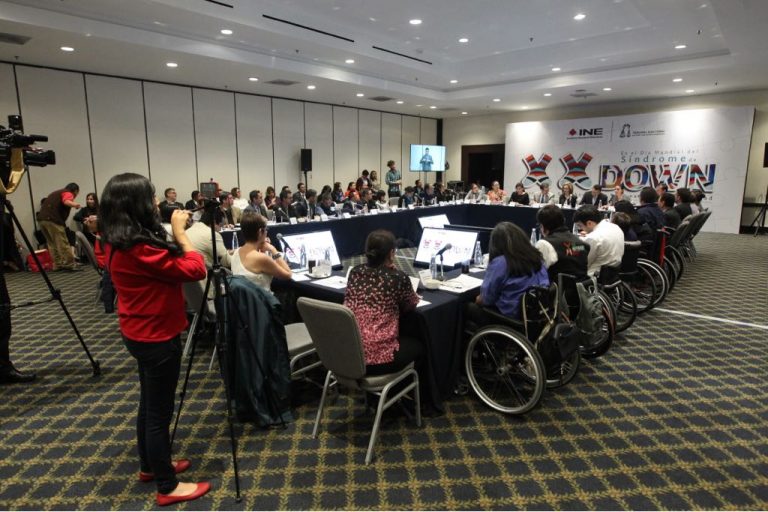 Mesa de Diálogo:  Elecciones y Derechos de las Personas con Discapacidad.