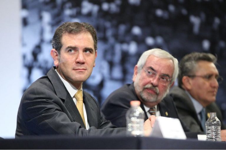 Lorenzo Córdova Vianello, Consejero Presidente del INE y Enrique Graue Wiechers Rector de la UNAM.