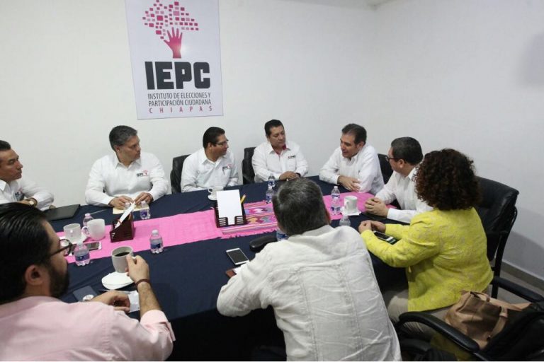 Reunión con el Instituto Local.