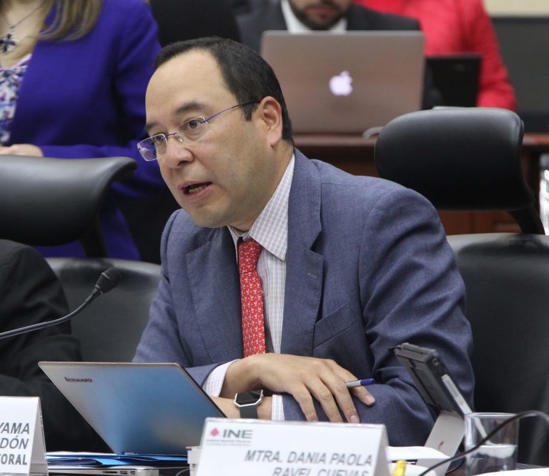 Ciro Murayama Rendón,  Consejero Electoral.