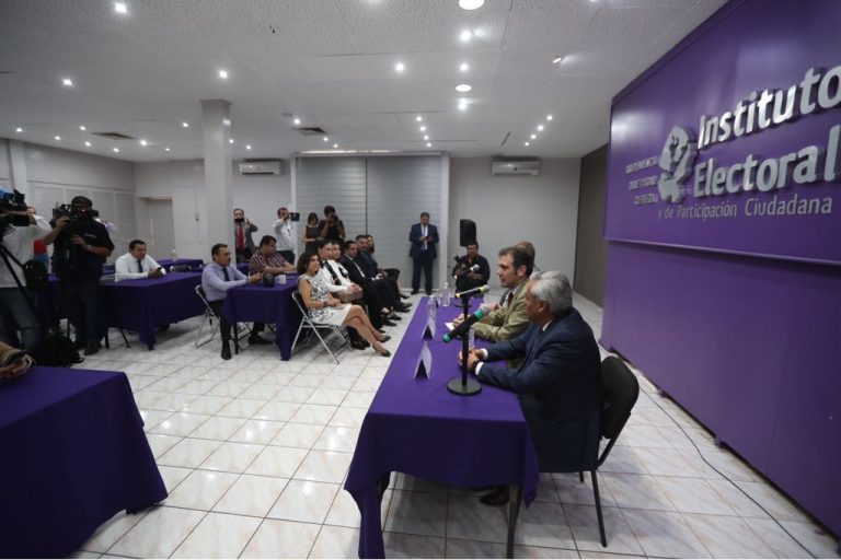 Reunión con el Instituto Electoral y de Participación Ciudadana de Jalisco.