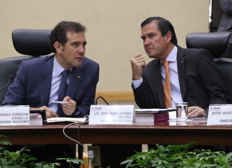 Consejero Presidente Lorenzo Córdova y Secretario Ejecutivo Edmundo Jacobo.